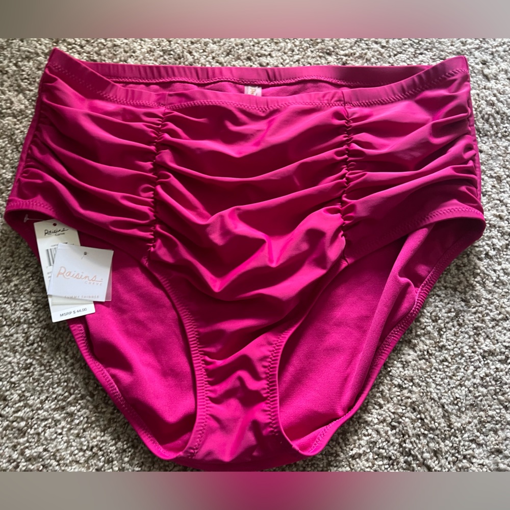 NWT Women bikini bottoms. size 22W